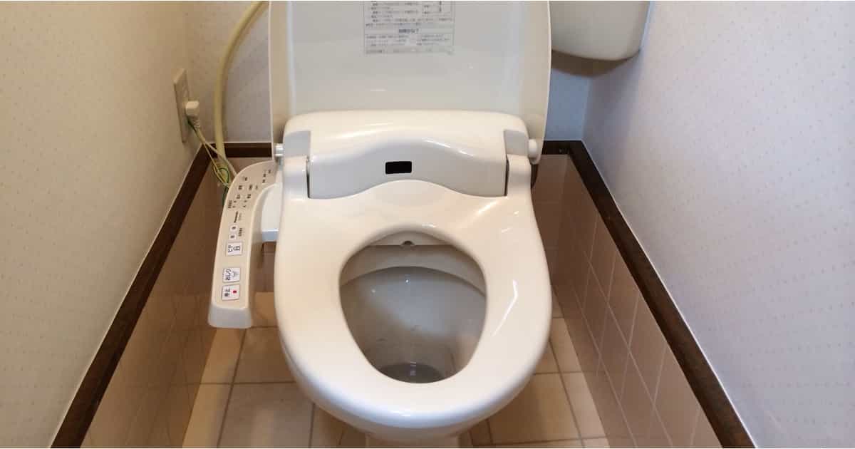 トイレの温水洗浄便座（ウォシュレット）を自分で取り付ける方法｜交換費用・設置手順・必要工具まとめ 金のなる木で大家生活