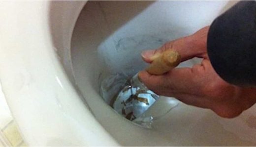 トイレの茶色い汚れ落としの最終手段は？ブラシでも酸性洗剤でも中々落ちない便器の尿石を除去する方法